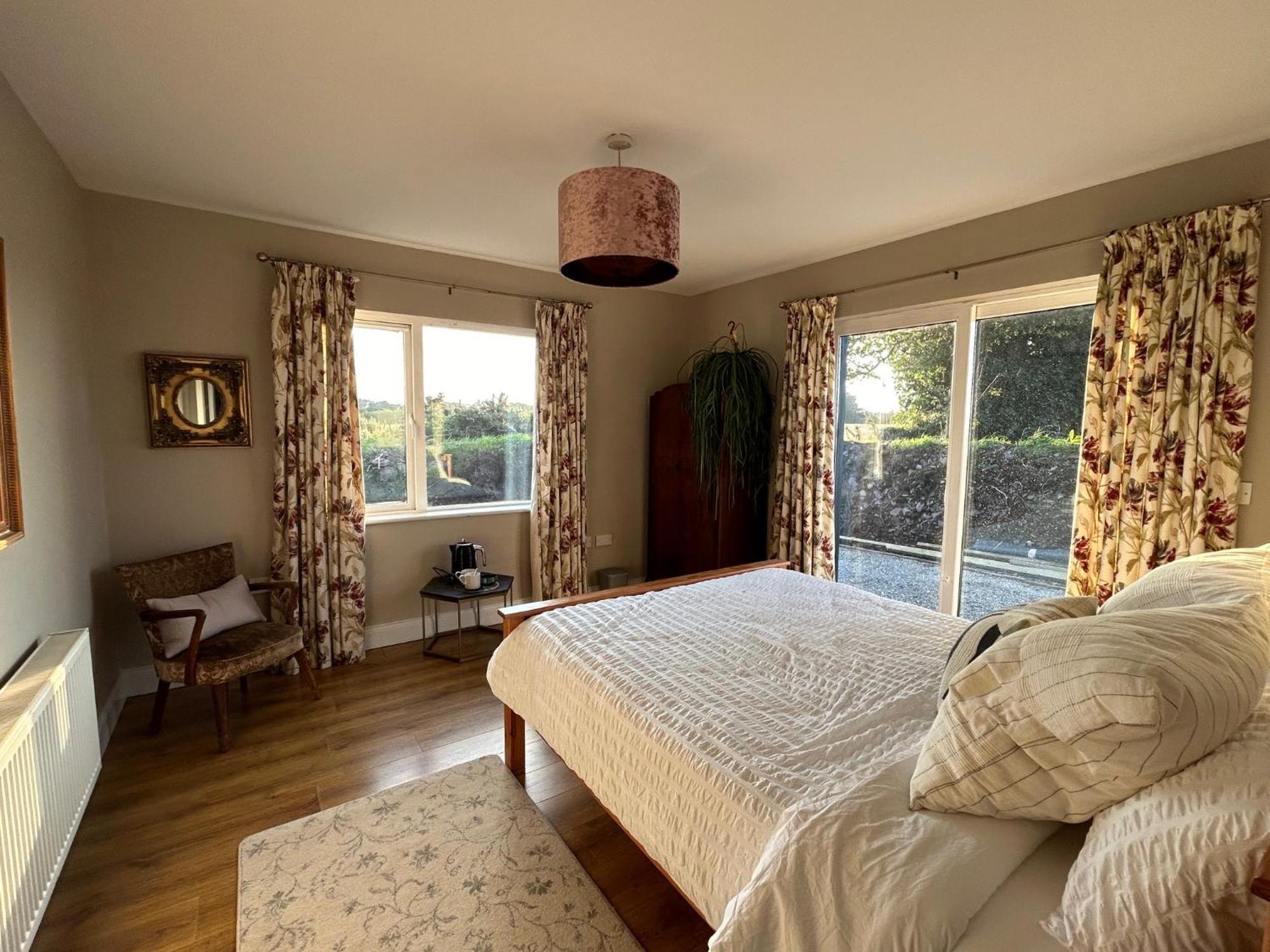 The Lodge, Monkstown Monkstown  Luaran gambar