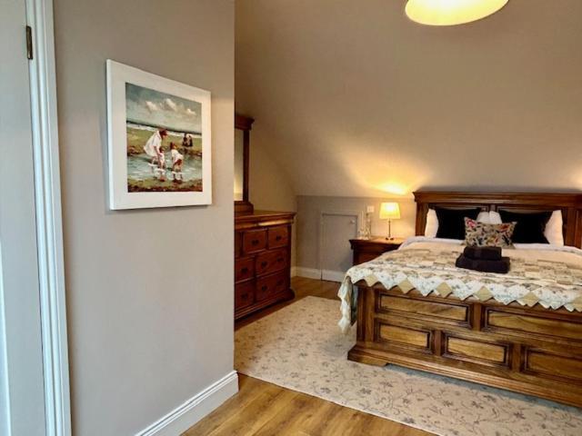 The Lodge, Monkstown Monkstown  Luaran gambar